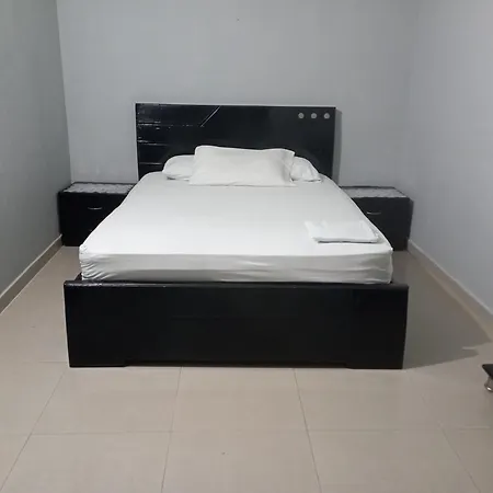Habitacion Con Wi-Fi, Ac, Cocina En Cartagena
